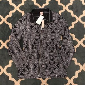 NWT Chicos zenergy reversible lightweight jacket